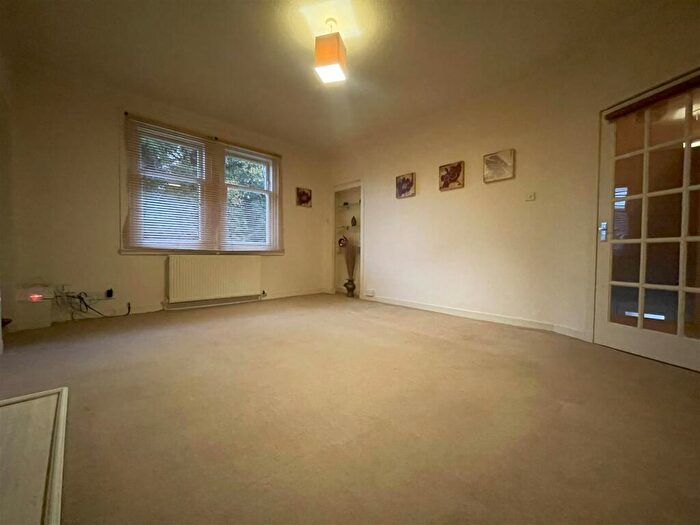 2 Bedroom Flat To Rent In Abbey Road, Auchterarder, Perth, PH3