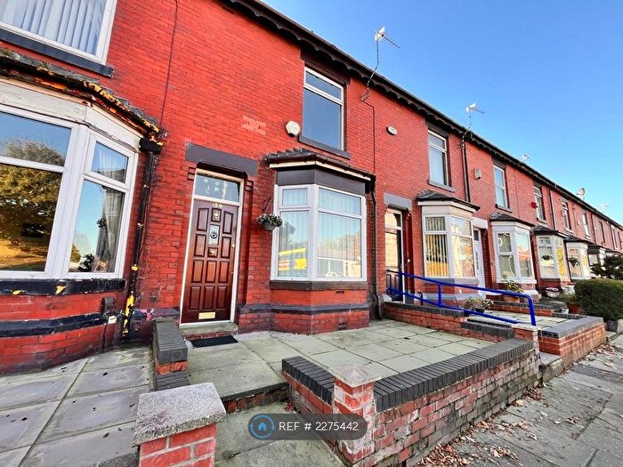 2 Bedroom Terraced House To Rent In Bury New Road, Heywood, OL10