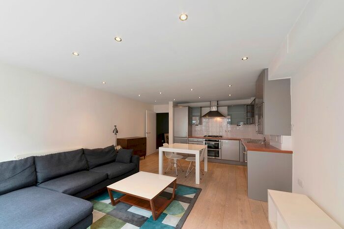 2 Bedroom Flat To Rent In Boundary Street, Shoreditch, E2