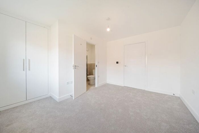 3 Bedroom Property To Rent In Throwster Drive, Sudbury, CO10