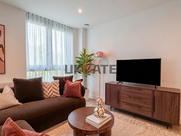 1 Bedroom Flat To Rent In Affinity View, E16
