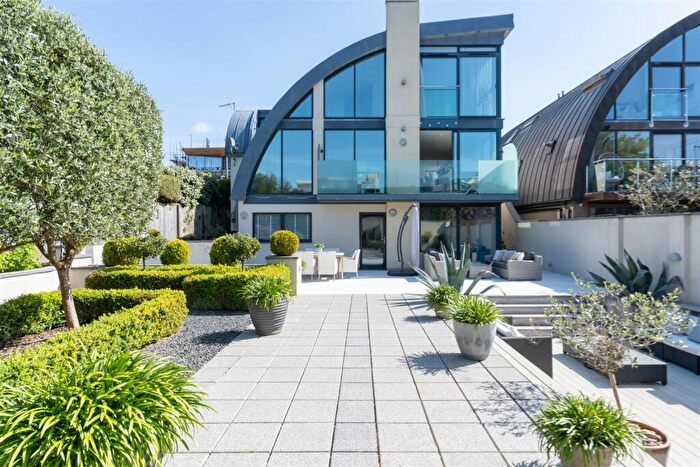 5 Bedroom Detached House For Sale In Brudenell Road, Sandbanks, BH13