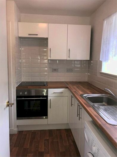 1 Bedroom Flat To Rent In Wood Street, Galashiels, TD1