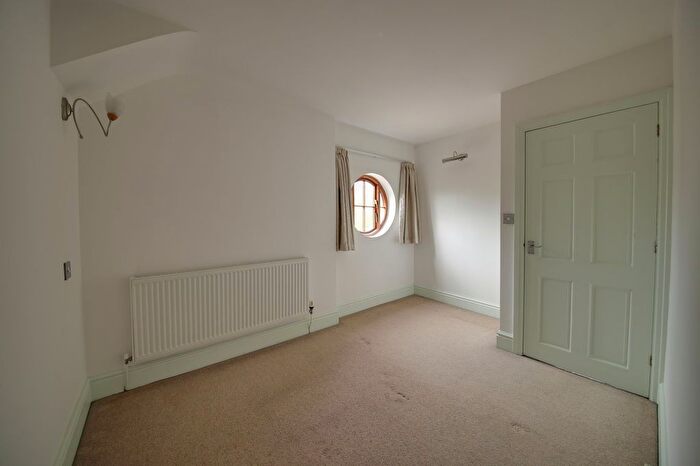2 Bedroom End Of Terrace House To Rent In Mattys Lane, Frodsham, WA6
