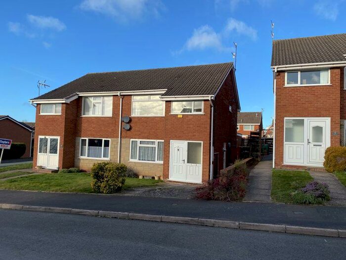 1 Bedroom Flat To Rent In Keyes Drive, Kingswinford, DY6