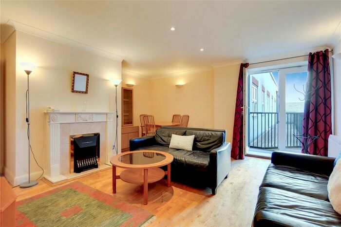 2 Bedroom Flat To Rent In Aria House, - Newton Street, London, WC2B