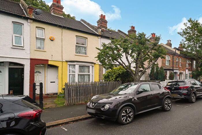 1 Bedroom Flat For Sale In Lancing Road, Croydon, CR0
