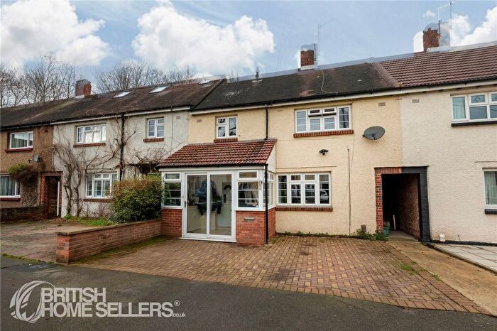4 Bedroom Terraced House For Sale In Bishops Close, Sutton, SM1