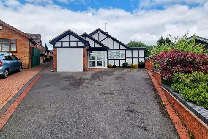 2 Bedroom Detached Bungalow For Sale In Mill Close, Hollywood, B47