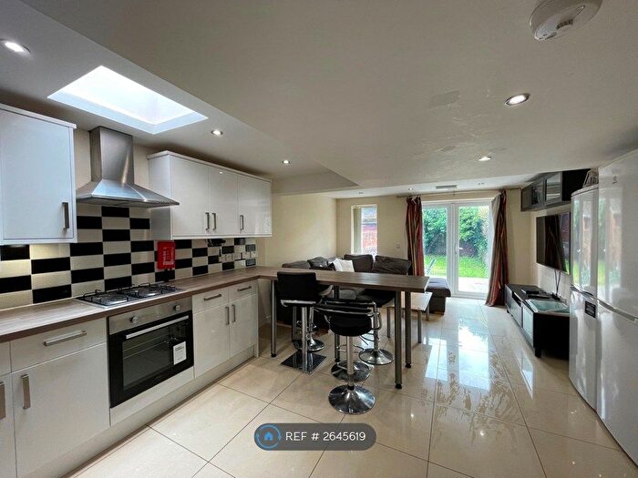 6 Bedroom Semi-Detached House To Rent In Hatherley Road, Reading, RG1