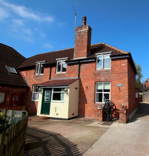 3 Bedroom Semi-Detached House For Sale In Gribble Lane, Rockbeare, Exeter, EX5