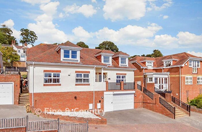 5 Bedroom Detached House For Sale In Hillside Street, Hythe, Kent, CT21