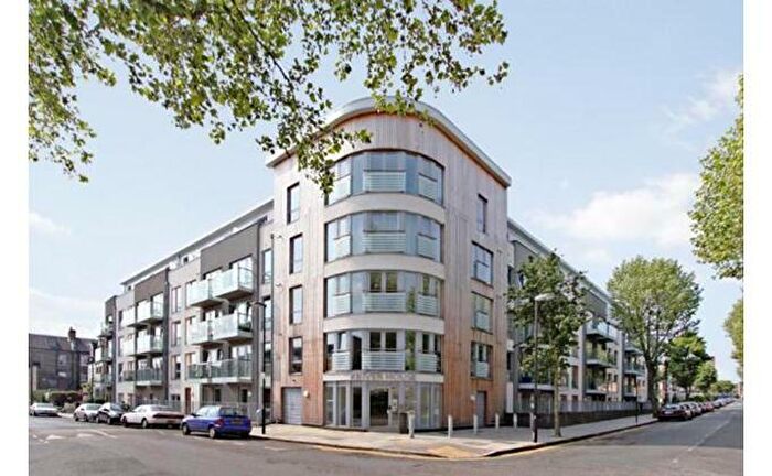 1 Bedroom Apartment To Rent In Elthorne Road, London, N19