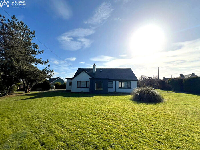 4 Bedroom Detached House For Sale In Lon Ysgubor, Cemaes Bay, Anglesey, LL67