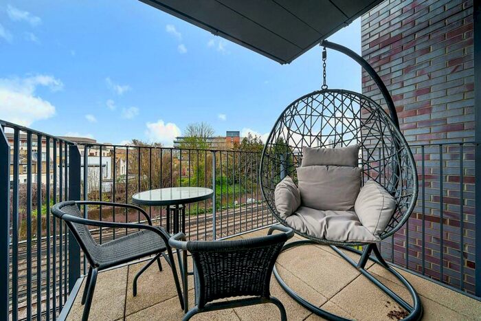 1 Bedroom Flat To Rent In Hidcote Apartments, Danvers Avenue, Battersea, London, SW11