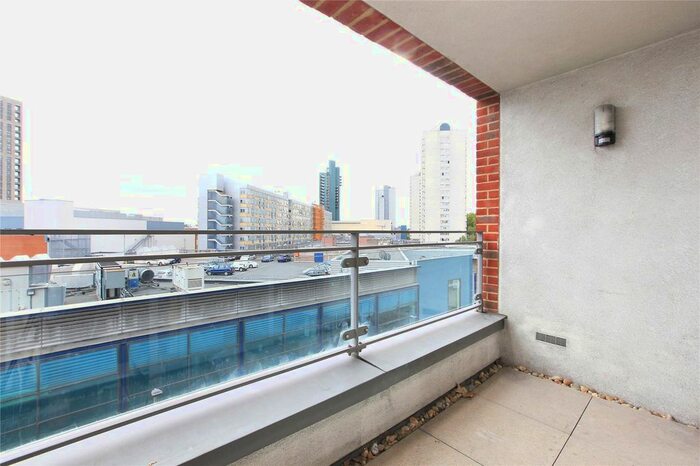 1 Bedroom Flat To Rent In Hardwicks Square, Wandsworth, London, SW18