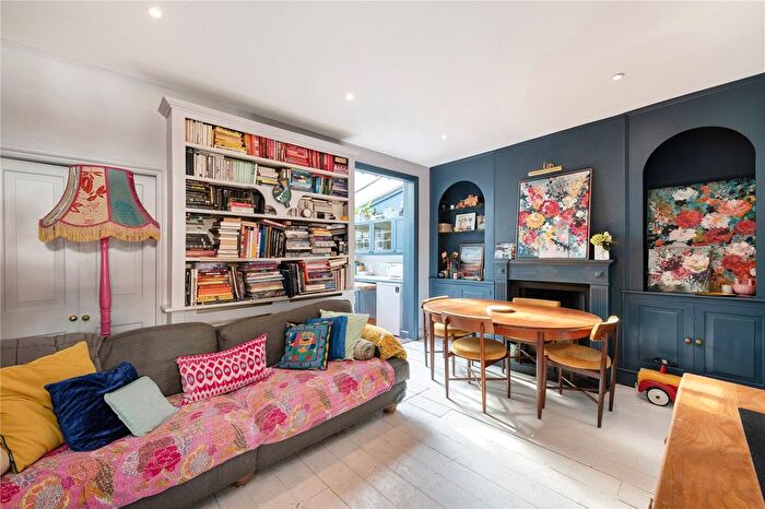 2 Bedroom Terraced House For Sale In Cavendish Road, Balham, SW12