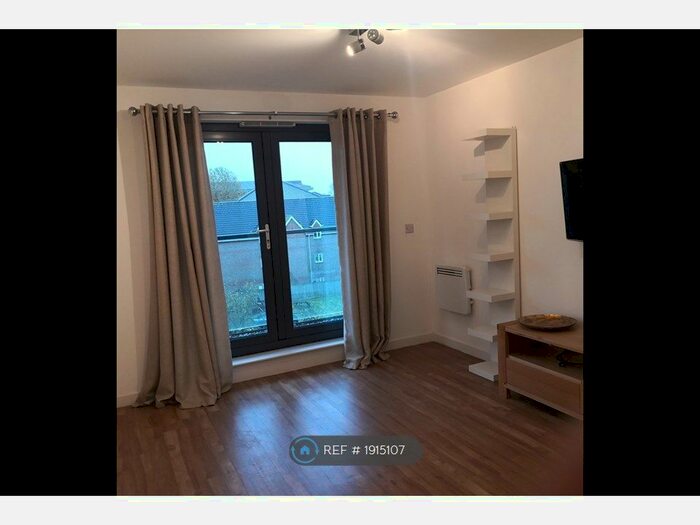 1 Bedroom Flat To Rent In Guildford Road, Woking, GU22