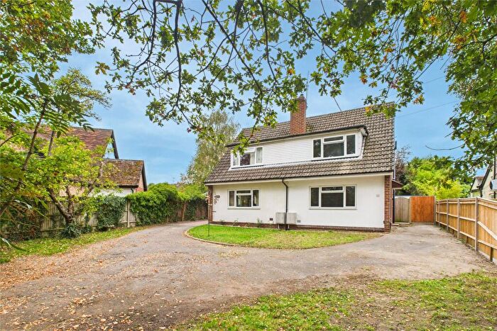 3 Bedroom Semi-Detached House For Sale In Watmore Lane, Winnersh, Wokingham, Berkshire, RG41