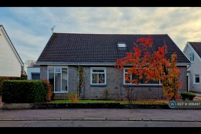 4 Bedroom Detached House To Rent In Birchfield Place, Strathaven, ML10