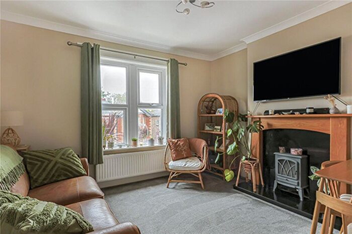 2 Bedroom Maisonette For Sale In Maple Road, Winton, Bournemouth, BH9