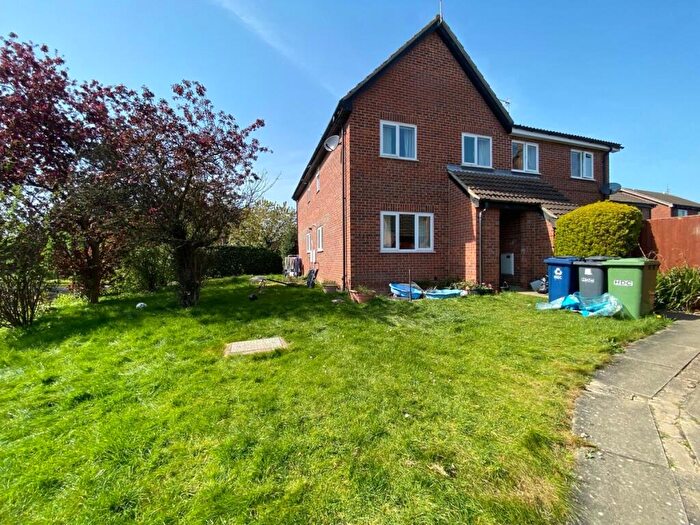 2 Bedroom Terraced House To Rent In Beaumaris Road, Sawtry, PE28