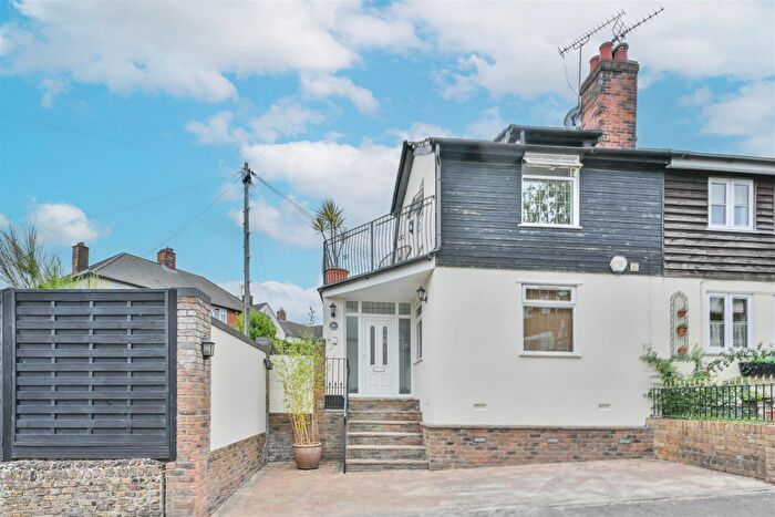 2 Bedroom Semi-Detached House For Sale In Weald Road, Brentwood, CM14