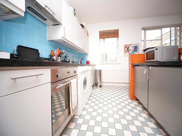 2 Bedroom Apartment To Rent In Roy Square, London, E14