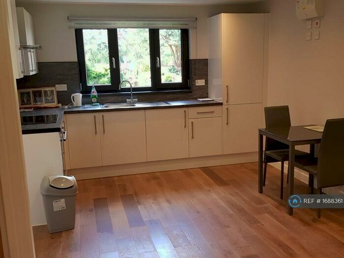 1 Bedroom Detached House To Rent In Kenilworth Road, Coventry, CV4