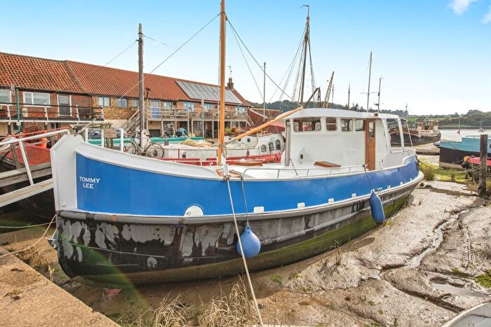 1 Bedroom House Boat For Sale In Ferry Quay, Woodbridge, IP12