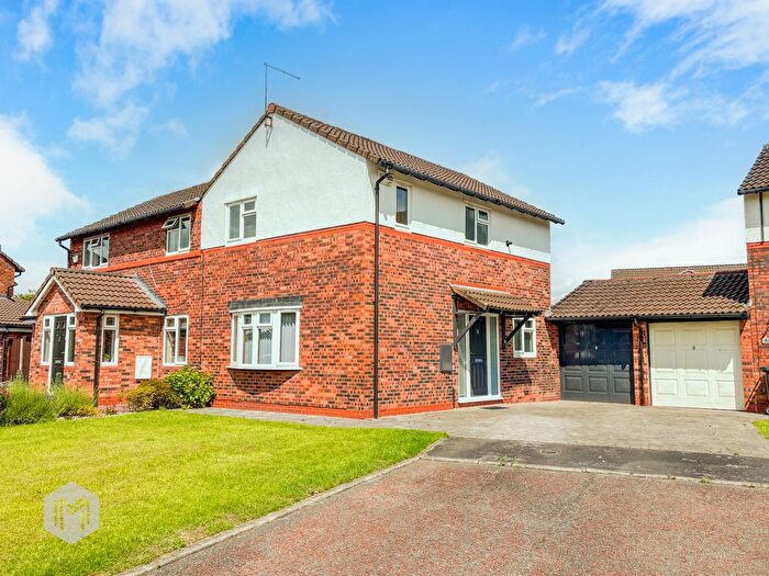 3 Bedroom Semi-Detached House For Sale In Woolmer Close, Birchwood, Warrington, Cheshire, WA3