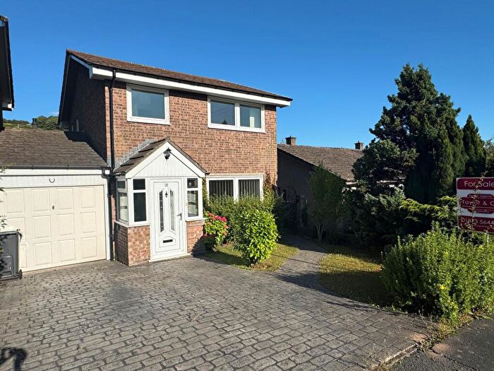 3 Bedroom Detached House For Sale In Darren View, Crickhowell, NP8