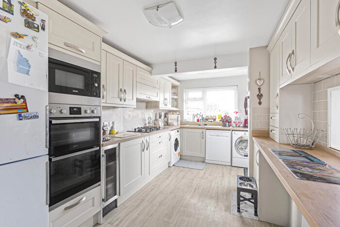 3 Bedroom Terraced House For Sale In Brooksfield, Welwyn Garden City, Hertfordshire, AL7