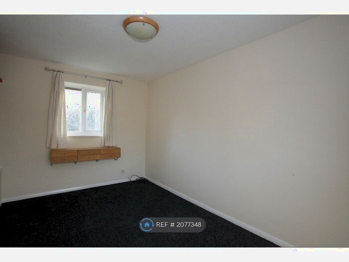 2 Bedroom Semi-Detached House To Rent In Donnington, Milton Keynes, MK13