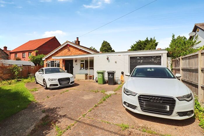 3 Bedroom Detached Bungalow For Sale In Shropham Road, Great Hockham, Thetford, IP24