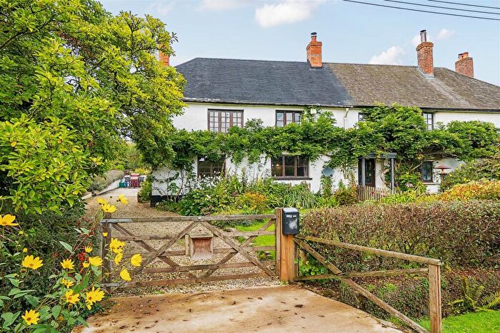 3 Bedroom Semi-Detached House For Sale In Barton Cottages, Langford, Cullompton, EX15