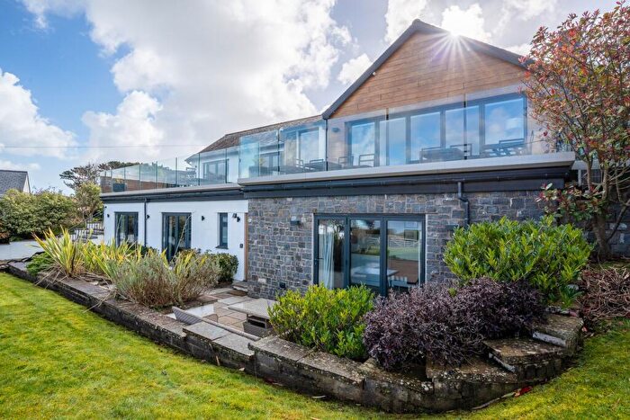 6 Bedroom Detached House For Sale In Bwlchtocyn, Pwllheli, LL53