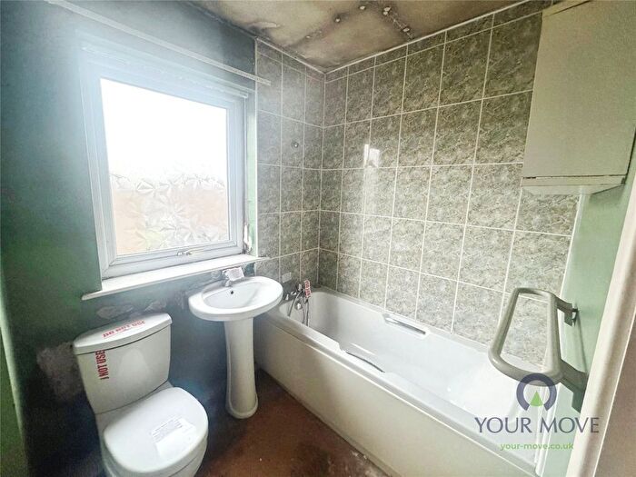 1 Bedroom Flat For Sale In Mary Court, Rishton, Blackburn, Lancashire, BB1