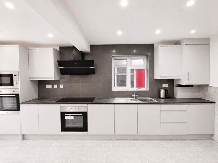 6 Bedroom Semi Detached House To Rent In Stothard Road, Lockleaze, Bristol, Bristol City, BS7