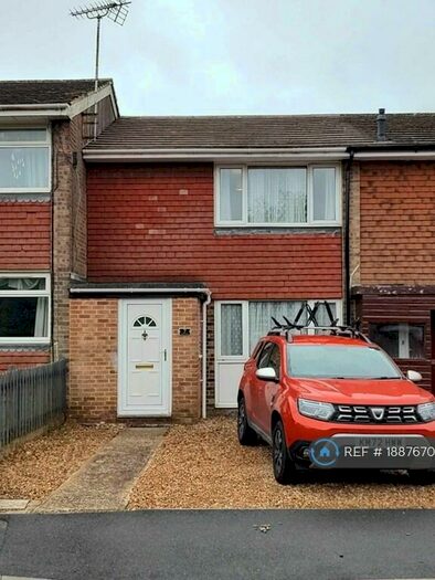 2 Bedroom Terraced House To Rent In Barrie Road, Farnham, GU9
