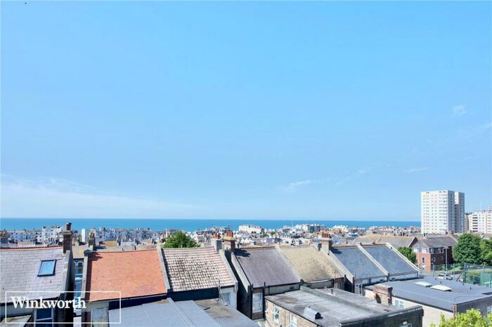 4 Bedroom Terraced House To Rent In Belle Vue Gardens, Brighton, East Sussex, BN2