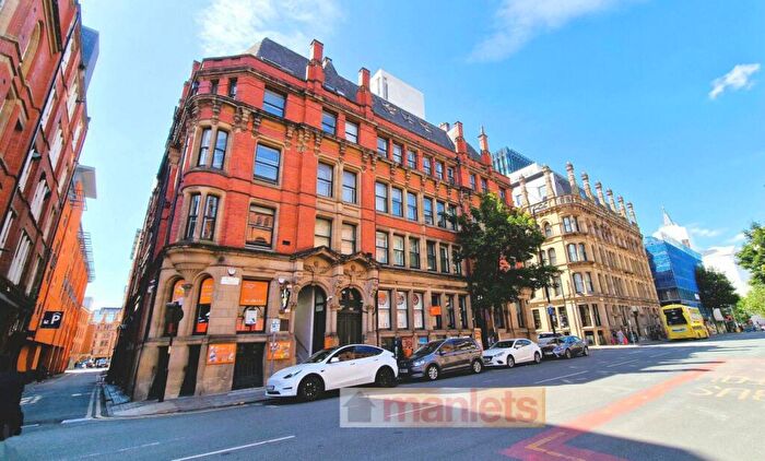 2 Bedroom Apartment To Rent In Princess St, Manchester, M1