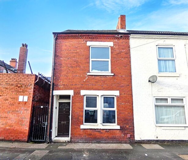 3 Bedroom End Of Terrace House For Sale In Dee Street, Hull, HU3
