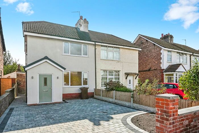 2 Bedroom Semi-Detached House For Sale In Segars Lane, Southport, Merseyside, PR8