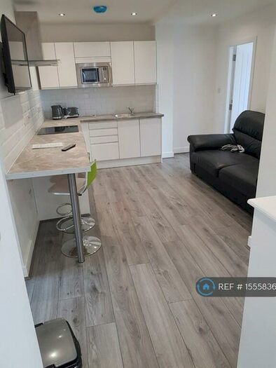 2 Bedroom Flat To Rent In Furness Avenue, Ormskirk, L39