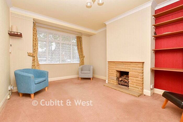 4 Bedroom Semi-Detached House For Sale In Sunningdale Road, Sutton, Surrey, SM1