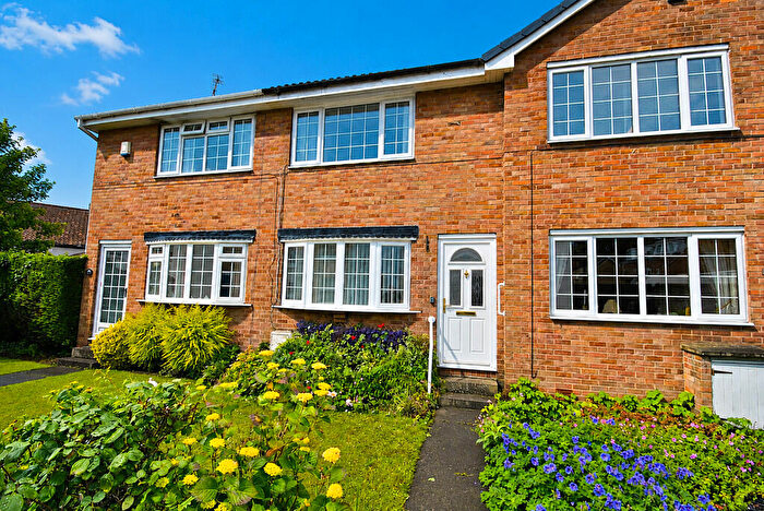2 Bedroom Terraced House For Sale In St. Marys Gate, Tickhill, DN11