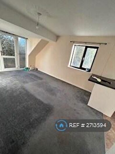 1 Bedroom Flat To Rent In Woodland Vale, Southampton, SO19