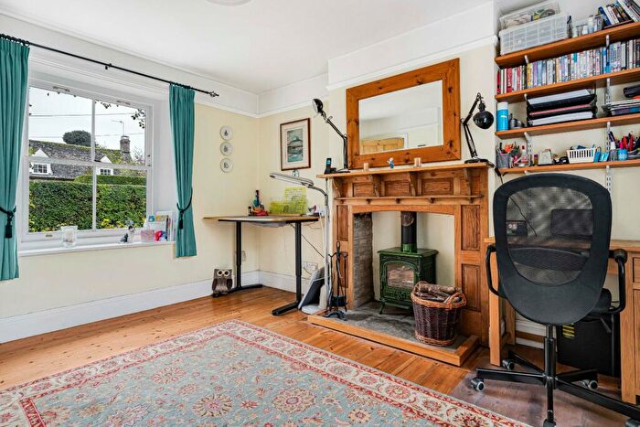 4 Bedroom Detached House For Sale In Bampton Road, Clanfield, Bampton, West Oxfordshire, OX18