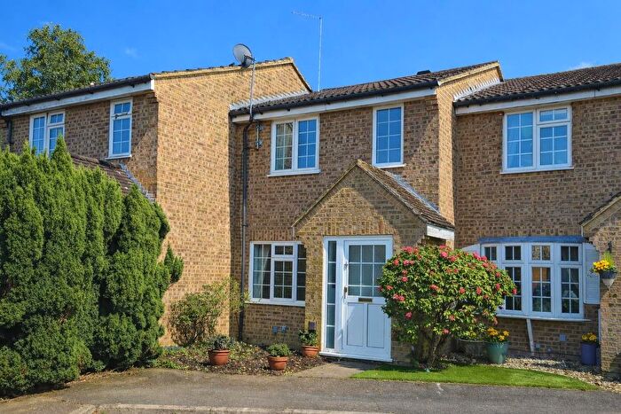 3 Bedroom Terraced House For Sale In Larksfield, Englefield Green, TW20